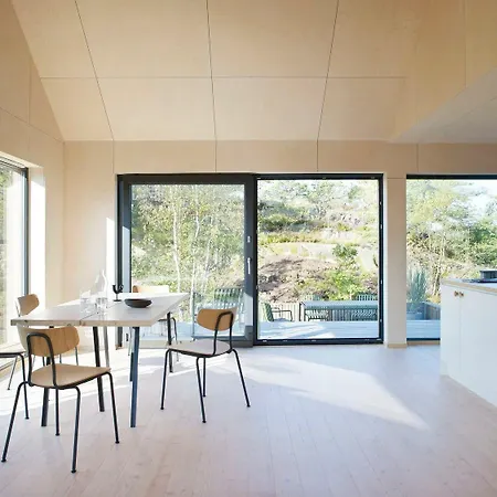 Casa de Férias Architect-designed By The Sea In Akvag Risør