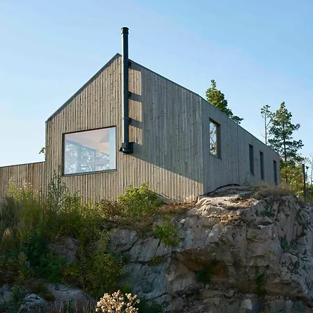 Architect-designed By The Sea In Akvag